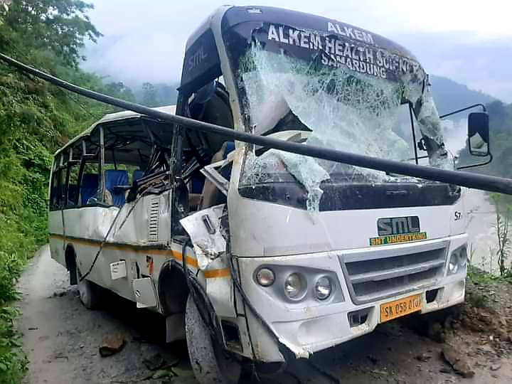 landslide in many places of Sikkim due to heavy Rain