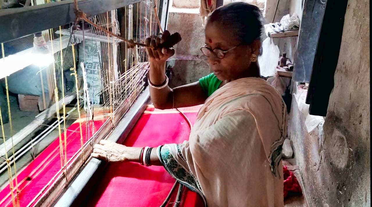 covid impact on handloom and bronze industry of Chandrakona