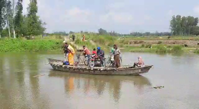 Locals of Raiganj Khalsi area demand Bridge on Kulik River