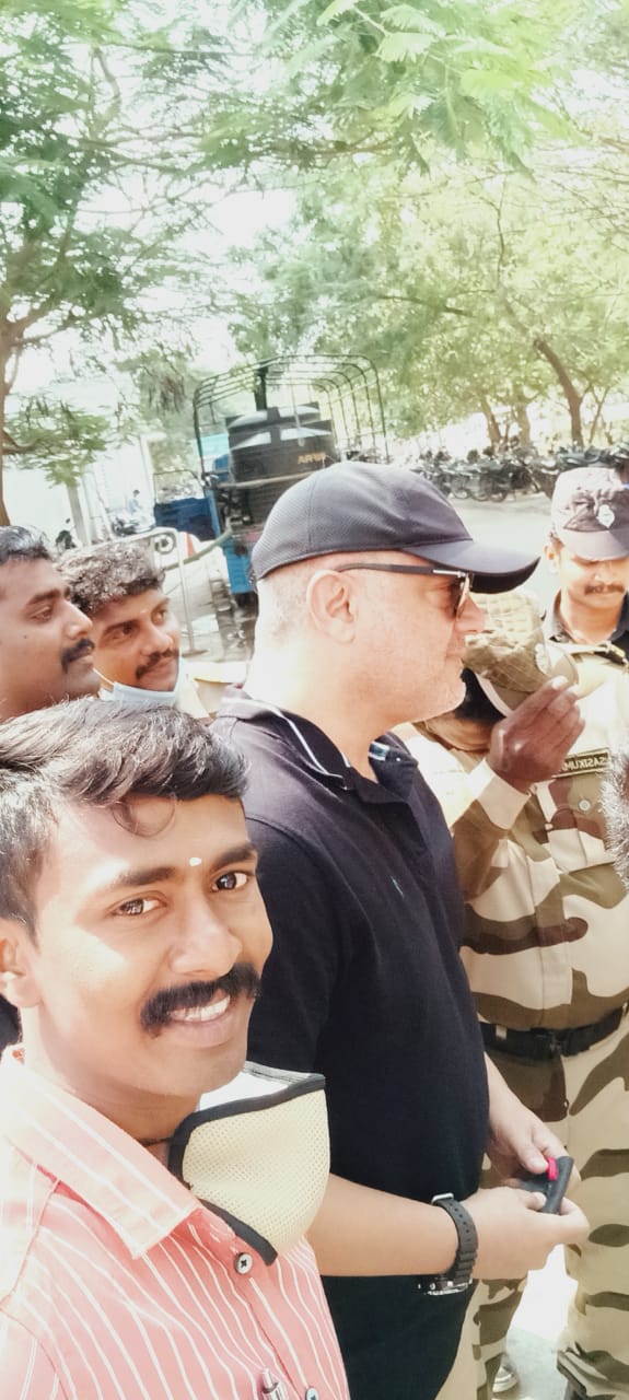 ajith selfie