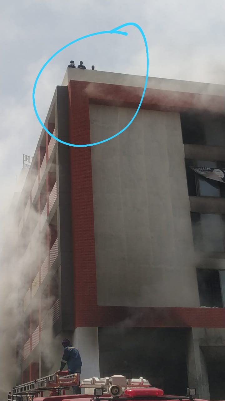 breaking :fire break out in krishna nagar school at Ahmedabad , 5  fire tenders rushed on the spot