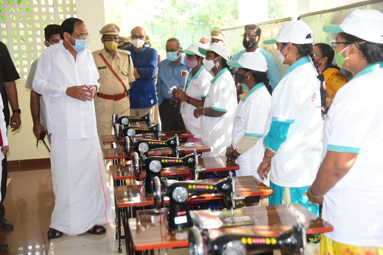 Vice President venkaiah presents Chetana Foundation services