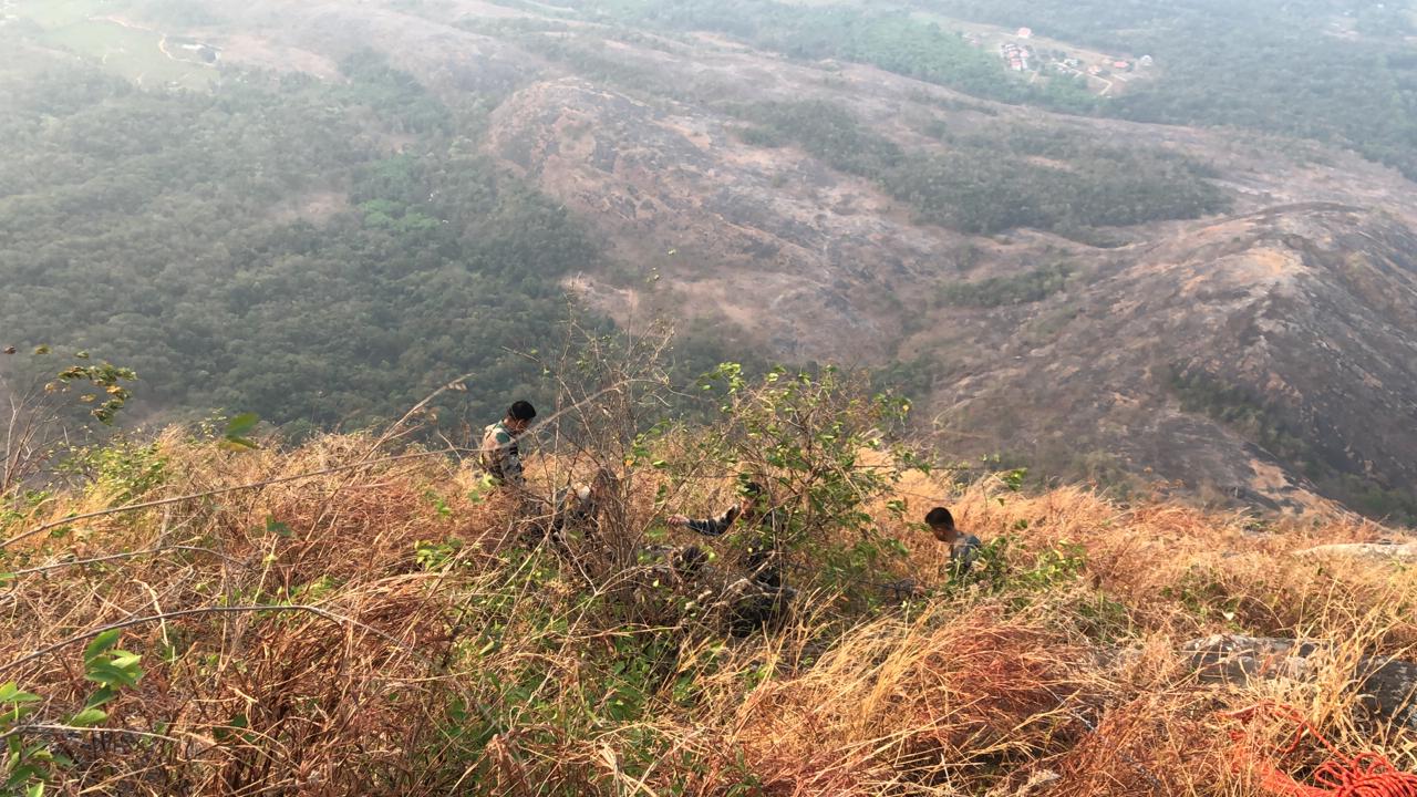 army Rescued Kerala youth trapped in Palakkad