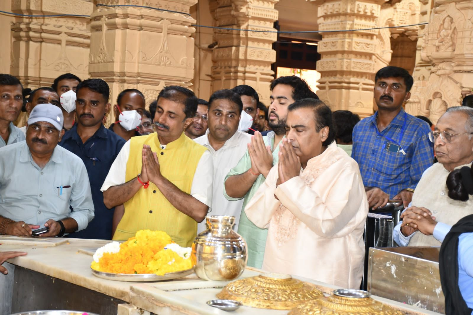 Mukesh Ambani and Akash Ambani visited Somnath